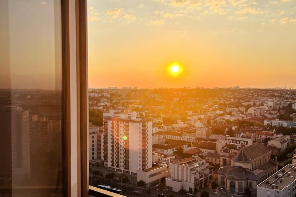 Ciel De Paris : Vue Tour Eiffel Apartment Choisy-le-Roi Luaran gambar
